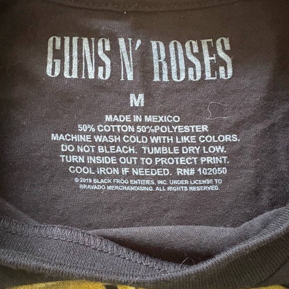 Guns N' Roses Black Graphic T-Shirt - Picture 4 of 4